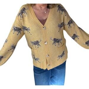 NEW ALLIE ROSE tiger eyes v neck sweater in misted yellow